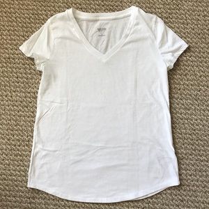 Mossimo white ss v-neck t-shirt XS